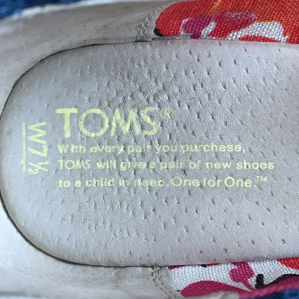 TOMS, wedges, NWT, size 7 1/2